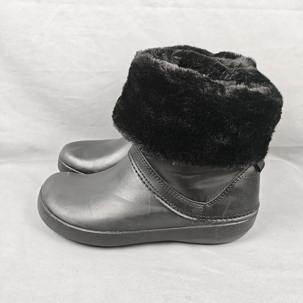 Crocs Boots Womens Size 7 Black Faux Fur Lined Ankle Winter Snow Booties Warm